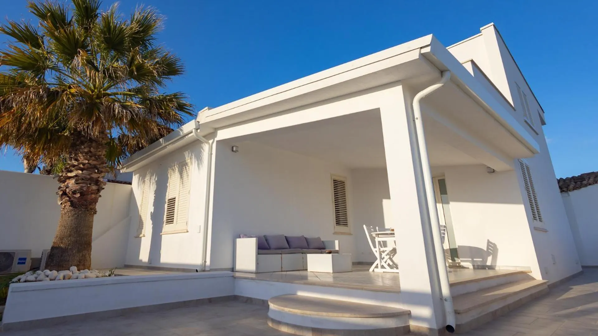 Villa Al Mare Guest House Tre Fontane 0*,